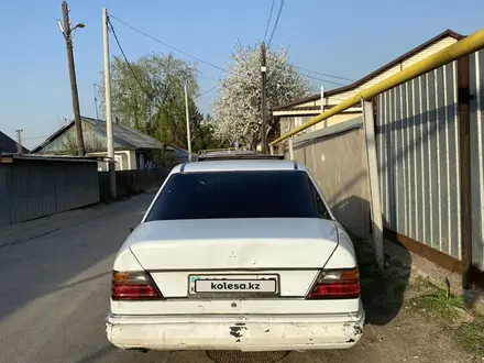Mercedes-Benz E 230 1991 года за 1 700 000 тг. в Алматы – фото 14