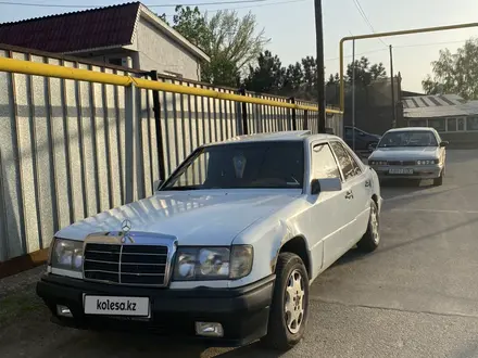 Mercedes-Benz E 230 1991 года за 1 700 000 тг. в Алматы – фото 18