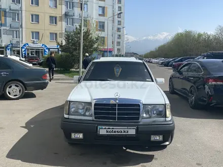 Mercedes-Benz E 230 1991 года за 1 700 000 тг. в Алматы – фото 20