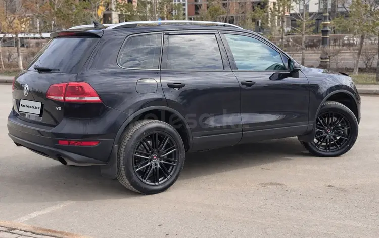 Volkswagen Touareg 2011 годаүшін10 990 000 тг. в Астана