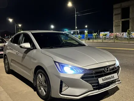 Hyundai Elantra 2019 года за 7 300 000 тг. в Алматы – фото 4