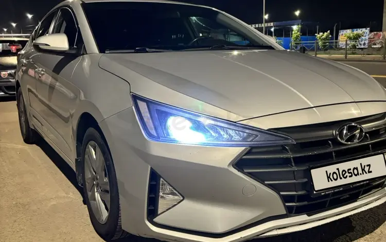 Hyundai Elantra 2019 годаүшін7 300 000 тг. в Алматы