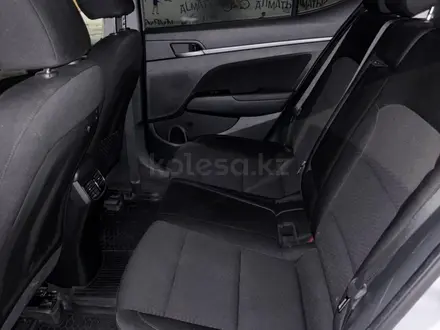 Hyundai Elantra 2019 года за 7 300 000 тг. в Алматы – фото 9