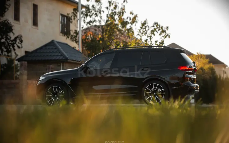 BMW X7 2021 года за 61 000 000 тг. в Шымкент
