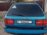 Volkswagen Passat 1994 года за 1 800 000 тг. в Уральск – фото 2