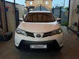 Toyota RAV4 2014 годаүшін8 100 000 тг. в Актобе