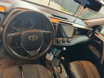 Toyota RAV4 2014 года за 8 100 000 тг. в Актобе – фото 3