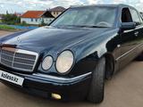 Mercedes-Benz E 230 1998 года за 2 350 000 тг. в Кокшетау