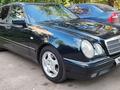 Mercedes-Benz E 230 1998 годаүшін2 350 000 тг. в Кокшетау – фото 2