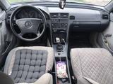 Mercedes-Benz C 200 1996 года за 1 800 000 тг. в Караганда – фото 3