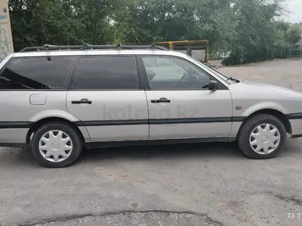 Volkswagen Passat 1994 года за 1 900 000 тг. в Шымкент – фото 3