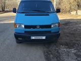 Volkswagen Transporter 1994 годаfor2 700 000 тг. в Караганда
