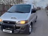 Hyundai Starex 2003 года за 2 700 000 тг. в Туркестан