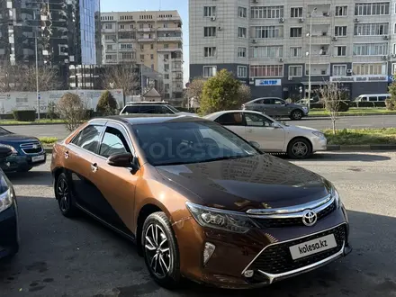 Toyota Camry 2017 года за 12 400 000 тг. в Шымкент