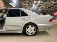 Mercedes-Benz E 280 2001 года за 4 500 000 тг. в Шымкент