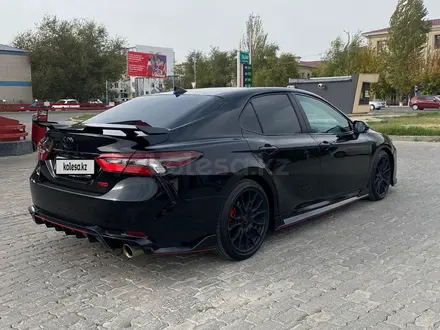 Toyota Camry 2021 года за 13 500 000 тг. в Астана – фото 15