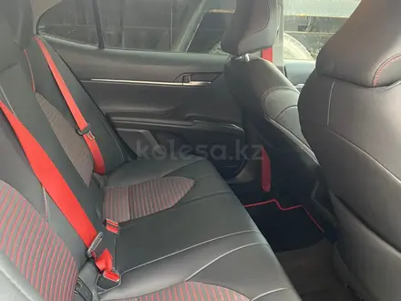 Toyota Camry 2021 года за 13 500 000 тг. в Астана – фото 19
