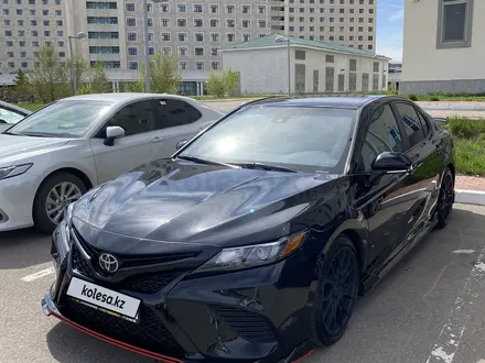 Toyota Camry 2021 года за 13 500 000 тг. в Астана – фото 3