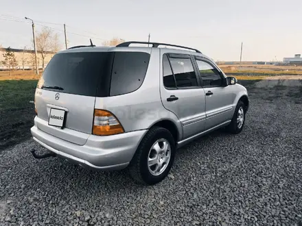 Mercedes-Benz ML 320 2002 года за 4 500 000 тг. в Петропавловск – фото 2