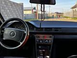 Mercedes-Benz E 320 1997 года за 1 600 000 тг. в Алматы – фото 4