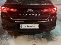 Hyundai Elantra 2019 годаүшін8 200 000 тг. в Астана