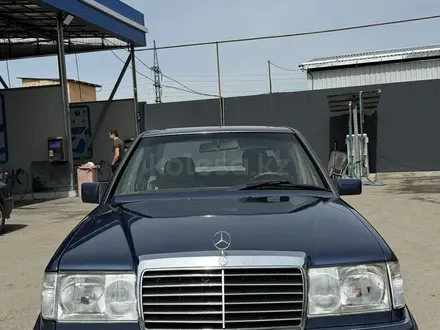 Mercedes-Benz E 260 1990 года за 1 100 000 тг. в Алматы – фото 3