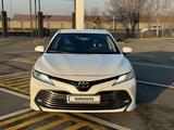 Toyota Camry 2019 года за 15 000 000 тг. в Шымкент