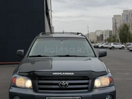 Toyota Highlander 2005 года за 6 000 000 тг. в Астана – фото 2