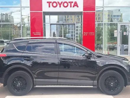 Toyota RAV4 2017 года за 11 300 000 тг. в Астана – фото 17