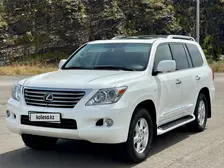 Lexus LX, 2010