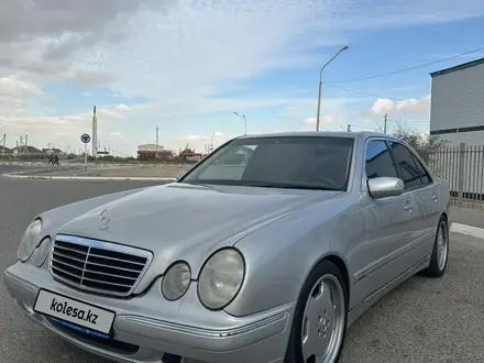 Mercedes-Benz E 320 2000 года за 6 500 000 тг. в Актау – фото 7