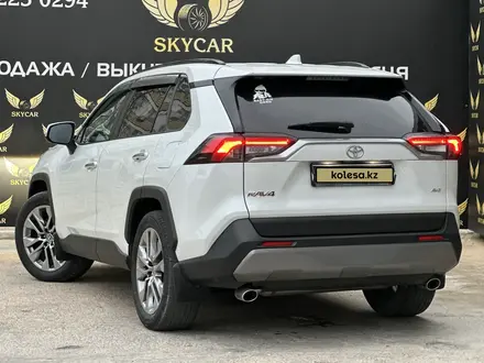 Toyota RAV4 2020 года за 20 500 000 тг. в Актау – фото 4