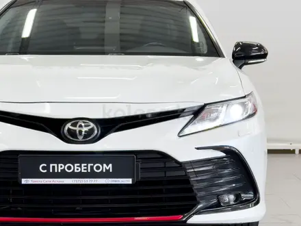 Toyota Camry 2021 года за 14 700 000 тг. в Астана – фото 34