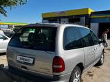 Chrysler Voyager 2000 годаүшін2 300 000 тг. в Актобе – фото 5