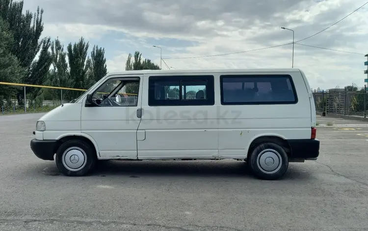 Volkswagen Caravelle 1996 годаfor3 500 000 тг. в Алматы