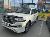 Toyota Land Cruiser 2018 годаүшін26 500 000 тг. в Усть-Каменогорск