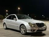 Mercedes-Benz E 320 2002 года за 3 500 000 тг. в Тараз – фото 2