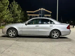 Mercedes-Benz E-Class, 2002