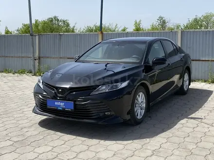 Toyota Camry 2019 года за 10 500 000 тг. в Караганда
