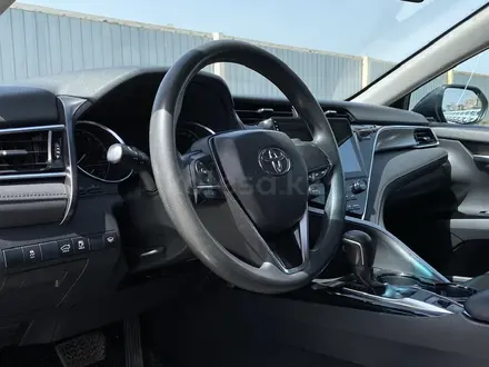 Toyota Camry 2019 года за 10 500 000 тг. в Караганда – фото 12