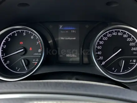 Toyota Camry 2019 года за 10 500 000 тг. в Караганда – фото 17