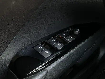 Toyota Camry 2019 года за 10 500 000 тг. в Караганда – фото 26