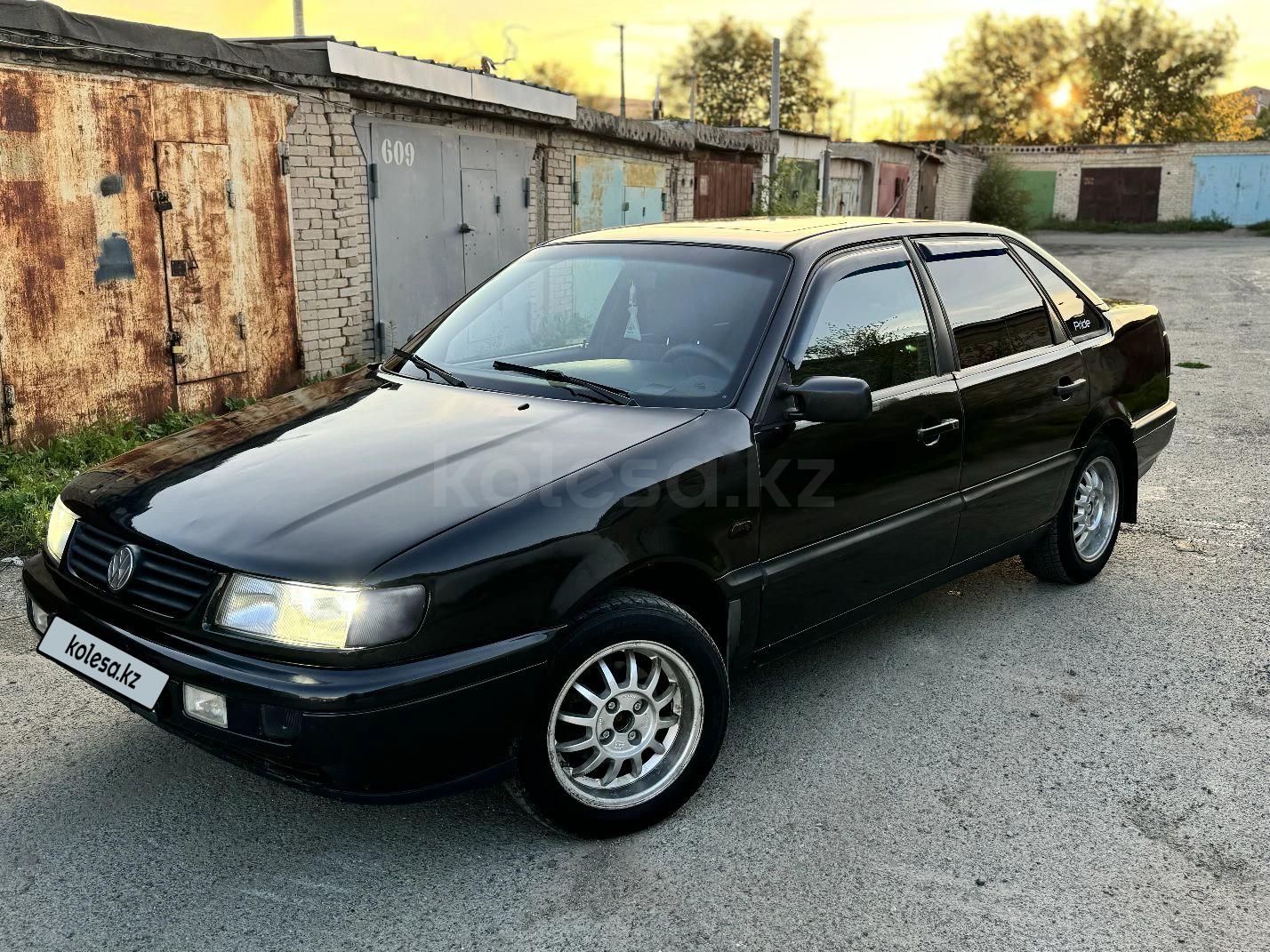 Volkswagen Passat 1995 г.