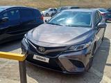 Toyota Camry 2020 года за 11 000 000 тг. в Актобе – фото 3