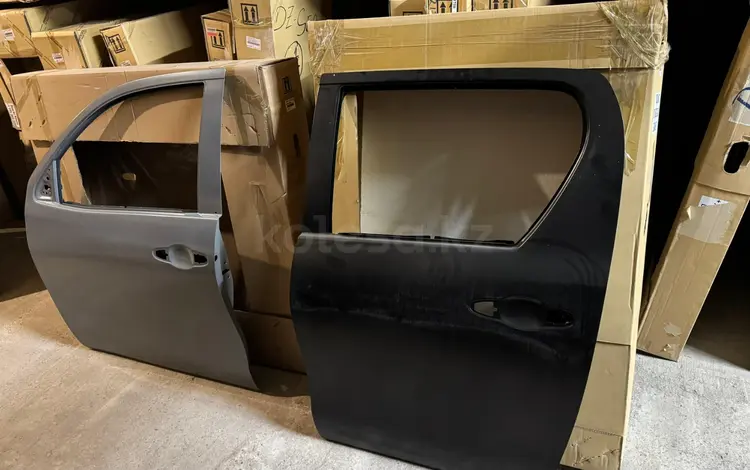 Дверь передняя задняя Toyota Hilux 2015-2024 за 300 000 тг. в Астана