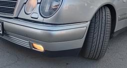 Mercedes-Benz E 280 1996 года за 3 500 000 тг. в Жезказган