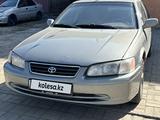 Toyota Camry 2000 годаүшін3 200 000 тг. в Астана