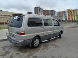 Hyundai Starex 2006 годаүшін3 600 000 тг. в Астана – фото 4