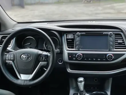 Toyota Highlander 2014 года за 18 000 000 тг. в Алматы – фото 10