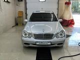 Mercedes-Benz C 32 AMG 2003 годаүшін3 999 999 тг. в Актау – фото 2